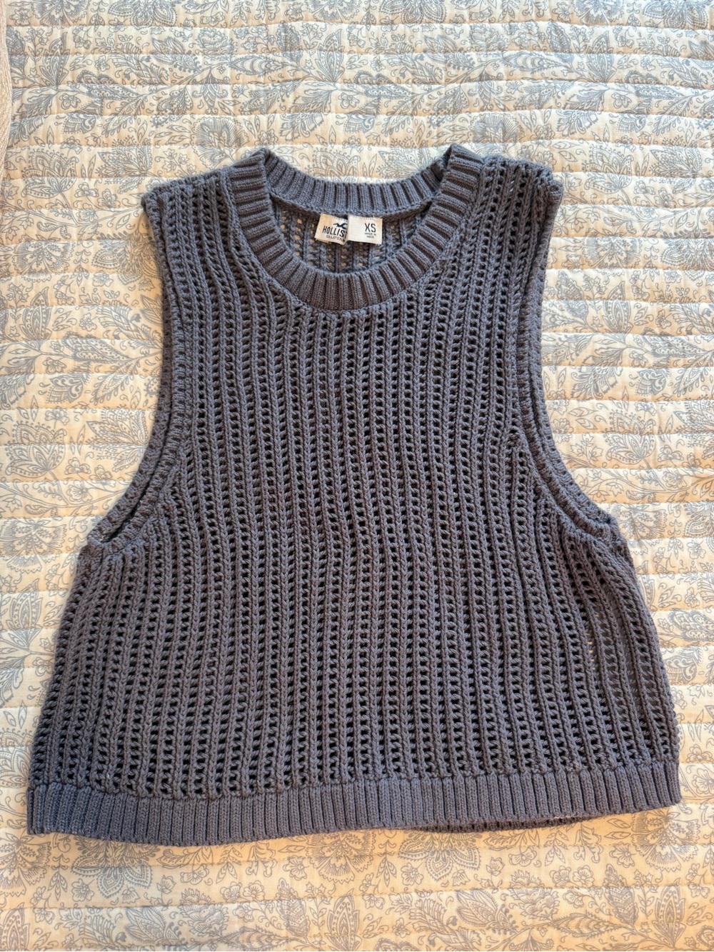 Hollister Charcoal Grayish/Blue Open-Knit Crewneck Sweater Vest